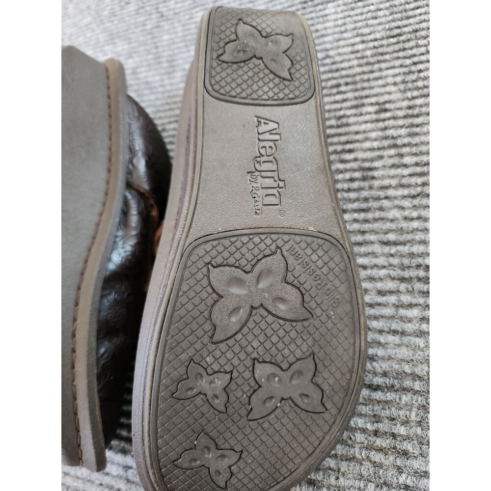 Alegria Womens Size 37 Embossed Brown Leather Classic Clogs Adjustable Buckle - Picture 11 of 11